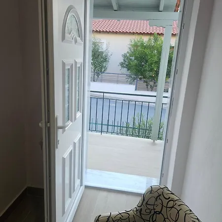 Chrysalis House נאה פוטידאה