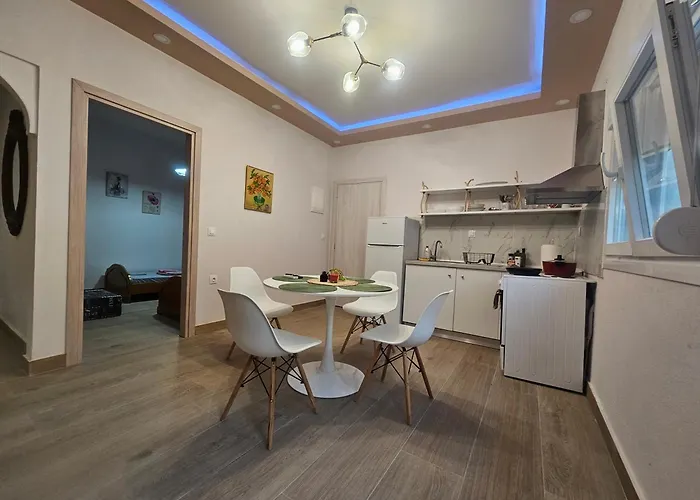 בית נופש Chrysalis House *