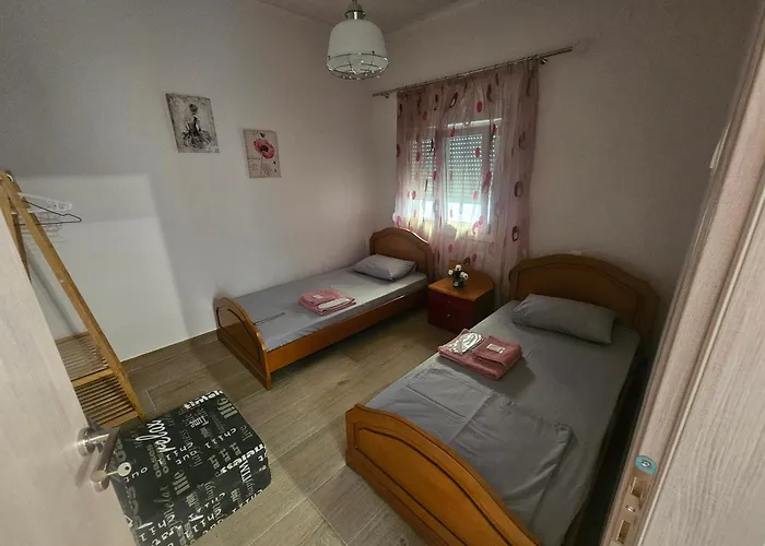 Chrysalis House Holiday home *